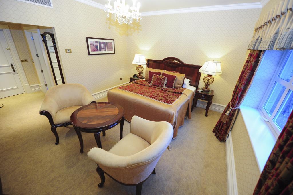 Kilronan Castle Hotel & Spa Ballyfarnon Habitación foto